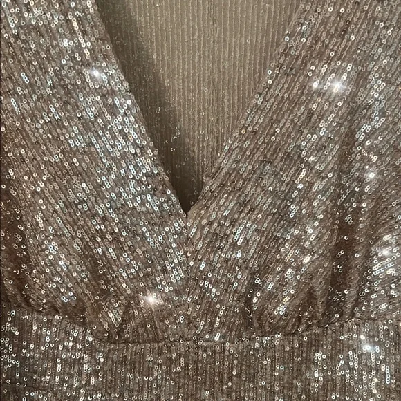 Emerald Sundae Rose Gold Sequin Dress - Picture 2 of 6